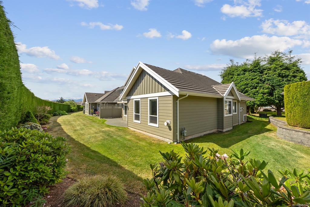 Fourth View of 2727 Bristol Way, Somerset Lane, Courtenay, BC, V9N 3R4