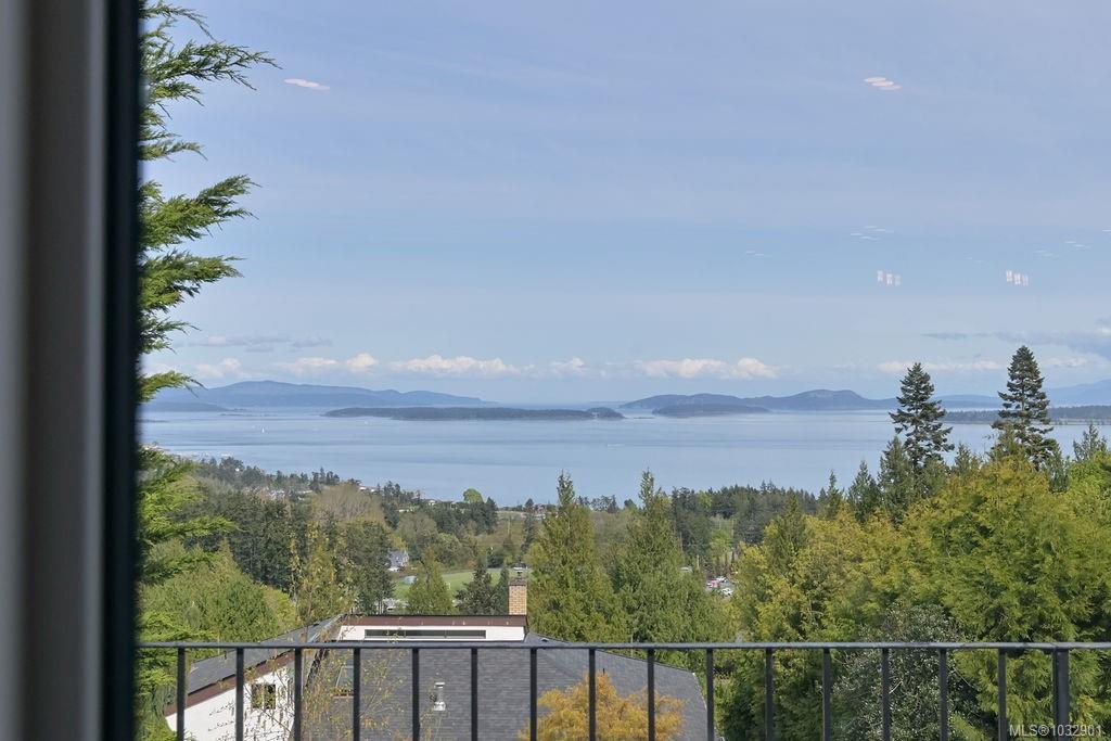 Third View of 8870 Forest Park Dr, North Saanich, BC, V8L 4E9