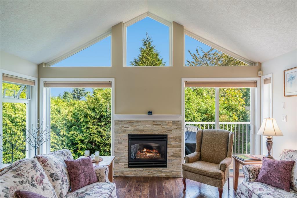 Fifth View of 571 Bradley St, Parkridge Place, Nanaimo, BC, V9S 1B9
