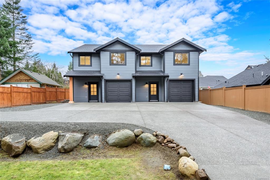 1044 Lazo Rd, 1032921, BC,