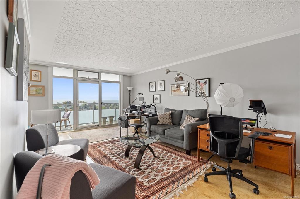 Fourth View of 250 Douglas St, Victoria, BC, V8V 2P4