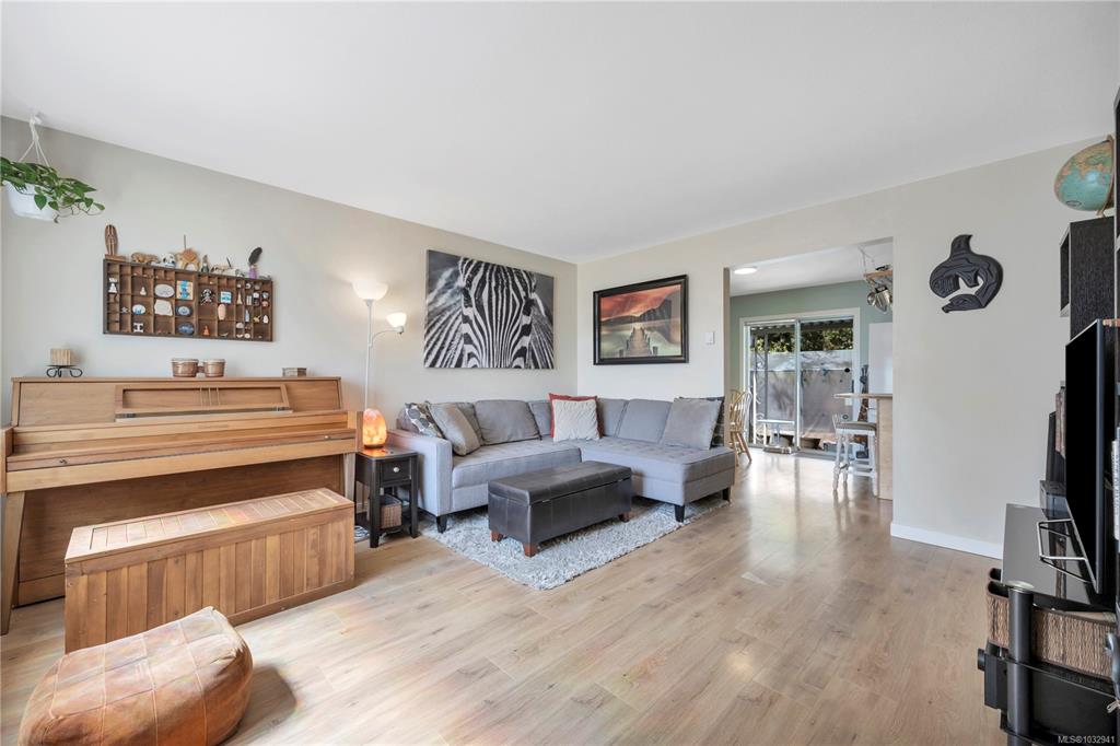 Third View of 6135 Ryall Rd, KODY PLACE, Duncan, BC, V9L 2H6