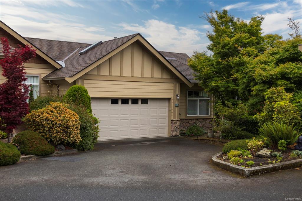 3281 Maplewood Rd, 1032975, BC,