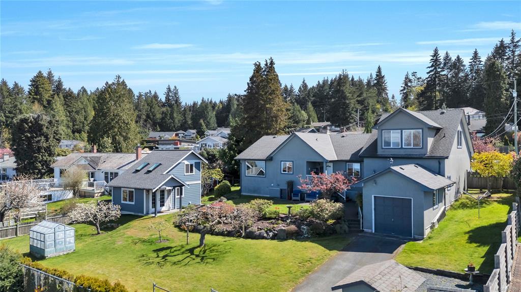 315 Crescent Rd W, 1032983, BC,
