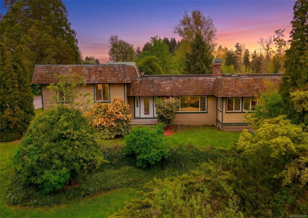 Second View of 2080 Bear Hill Rd, Central Saanich, BC, V8X 1M7