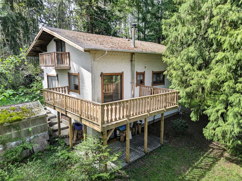 Fourth View of 7191 Island Hwy, Fanny Bay, BC, V0R 1W0