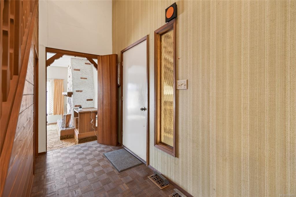 Fifth View of 7191 Island Hwy, Fanny Bay, BC, V0R 1W0