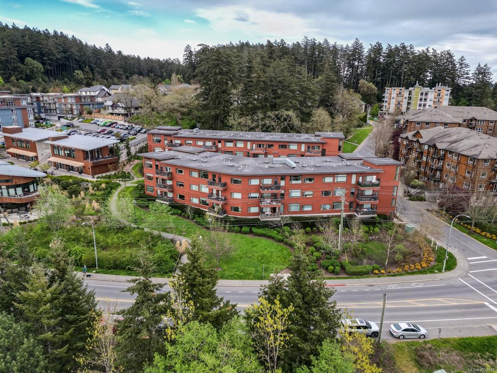 150 Nursery Hill Dr, 1033096, BC,