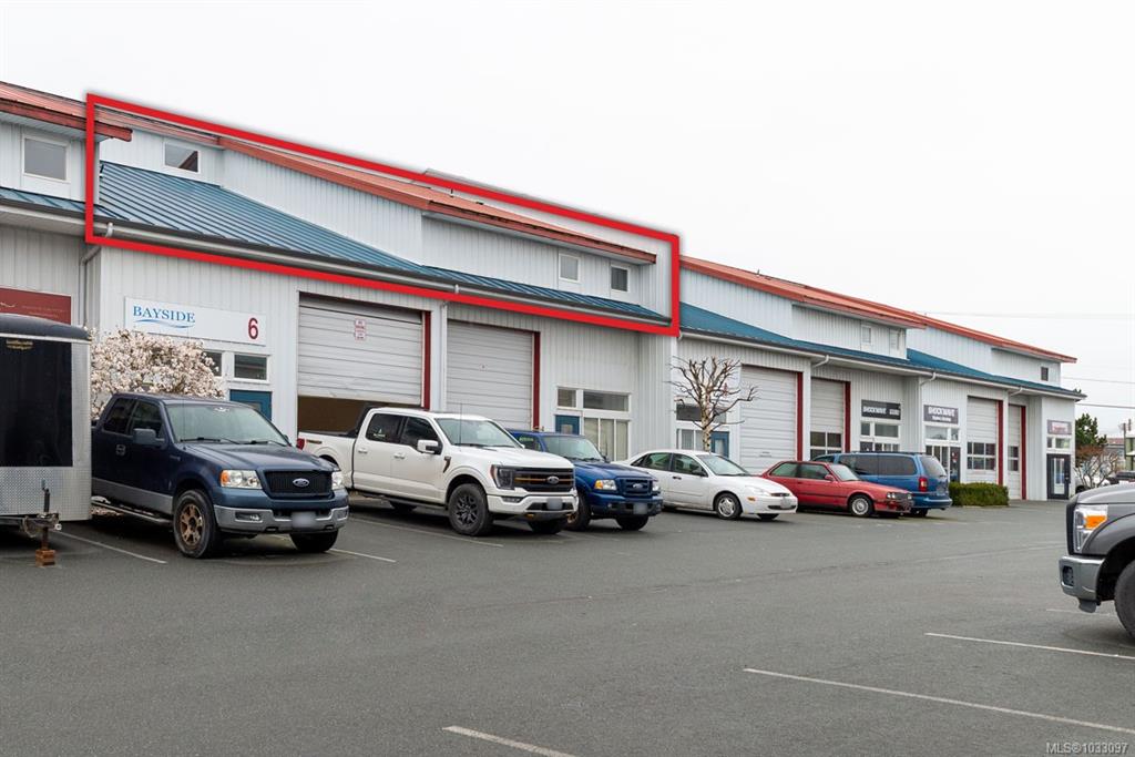 2075 Henry Ave, 1033097, BC,