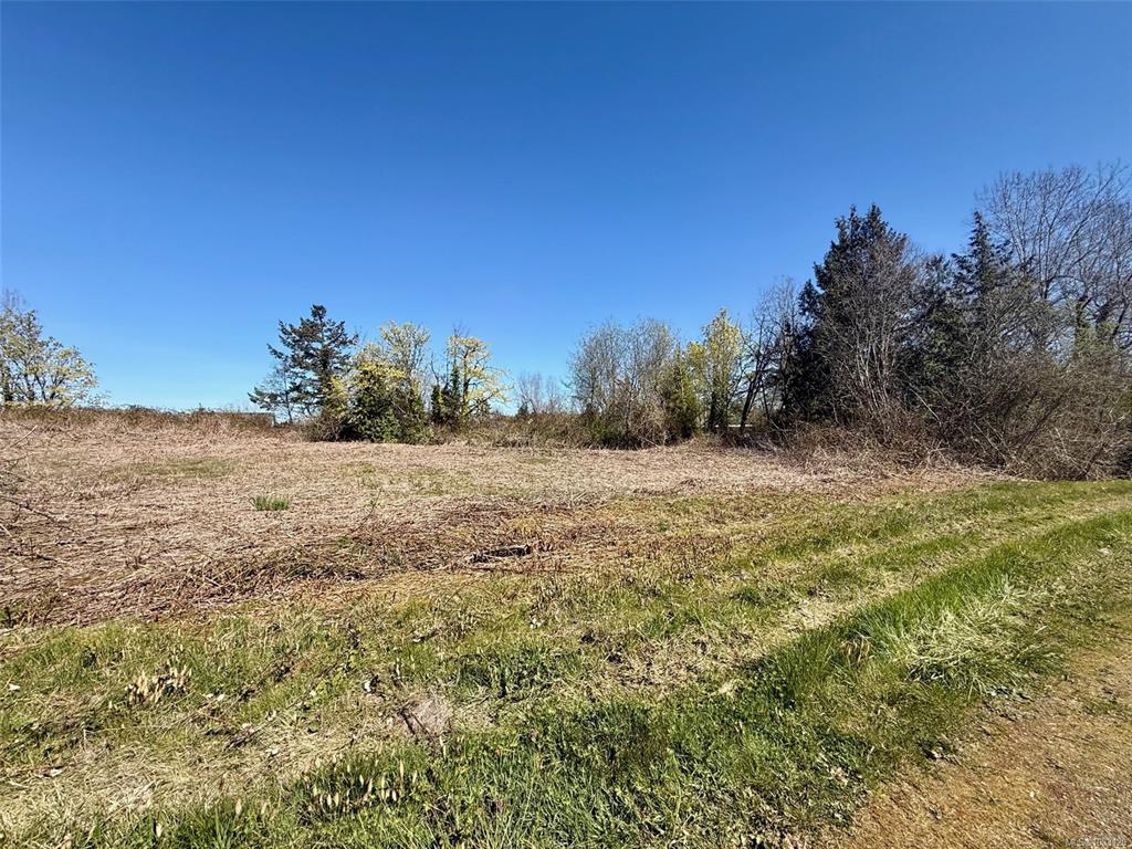 Fifth View of 9300 Willingdon Rd, North Saanich, BC, V8L 5V9
