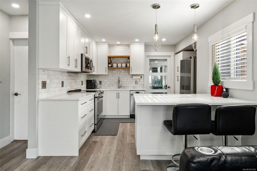 450 Obed Ave, 1033142, BC,