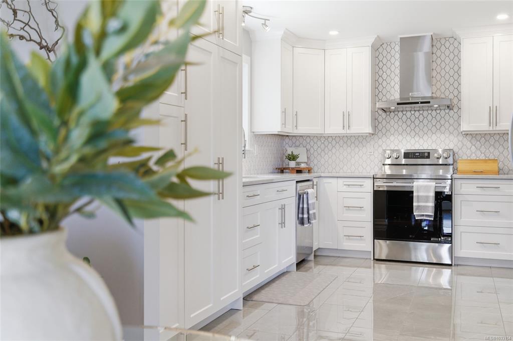 Fourth View of 3006 King Richard Dr, Nanaimo, BC, V9T 1J6
