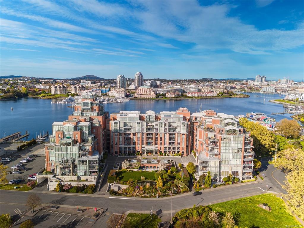 Second View of 21 Dallas Rd, Shoal Point, Victoria, BC, V8V 4Z9