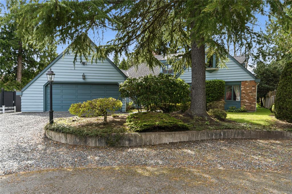 1156 Wedgewood Close, 1033187, BC,