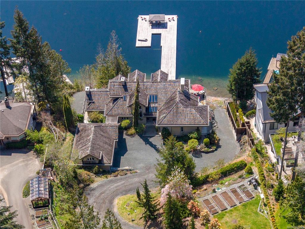 8396 Bloedel Dr, 1033199, BC,