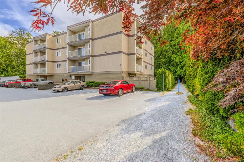 Third View of 1187 Seafield Cres, Seafield Place, Nanaimo, BC, V9V 1J9