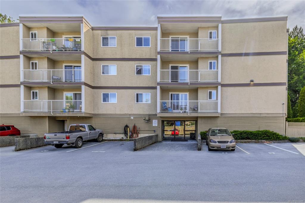 Fourth View of 1187 Seafield Cres, Seafield Place, Nanaimo, BC, V9V 1J9