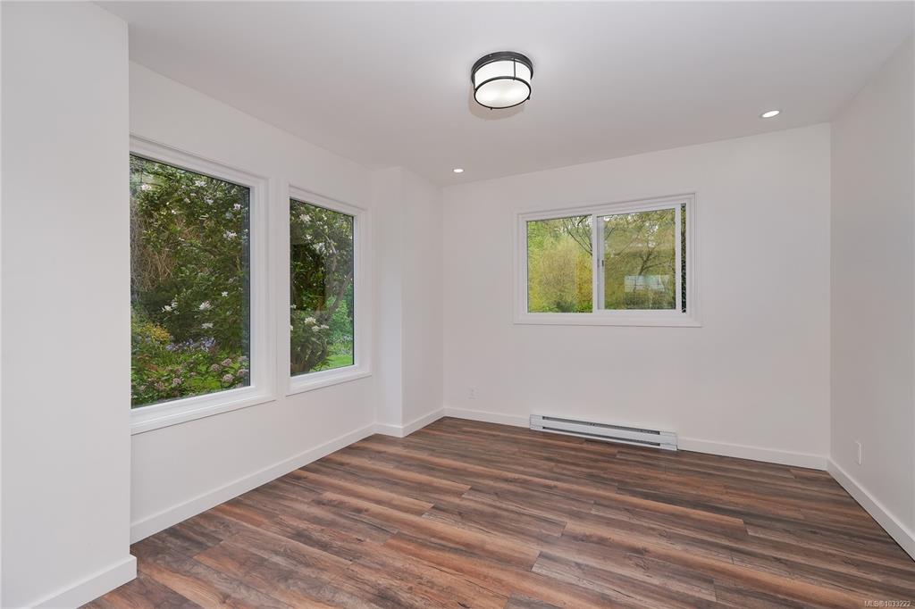 Fifth View of 3995 Resolute Pl, Saanich, BC, V8X 4L5