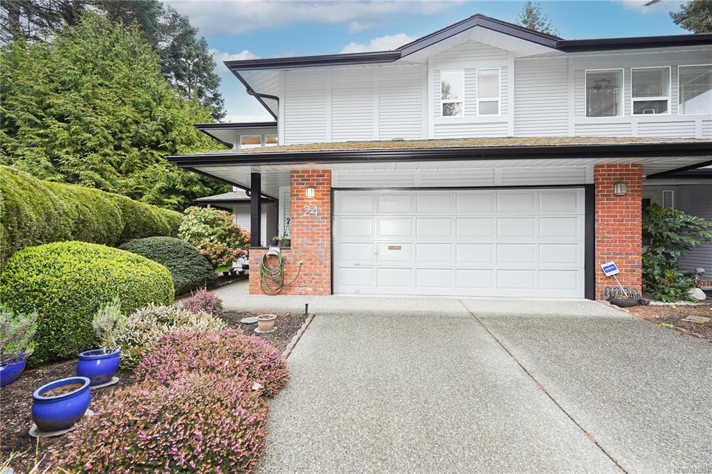 Second View of 4630 Lochside Dr, Saanich, BC, V8Y 2T1