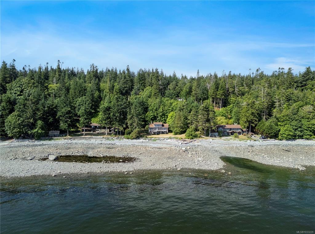 Second View of 7884 Lenwood Rd, Merville, BC, V9J 1V4
