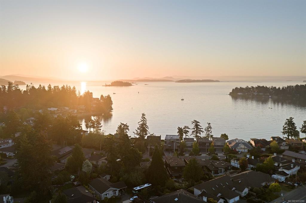 10393 Allbay Rd, 1033280, BC,