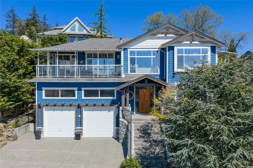 Second View of 3737 Belaire Dr, Nanaimo, BC, V9T 5A1