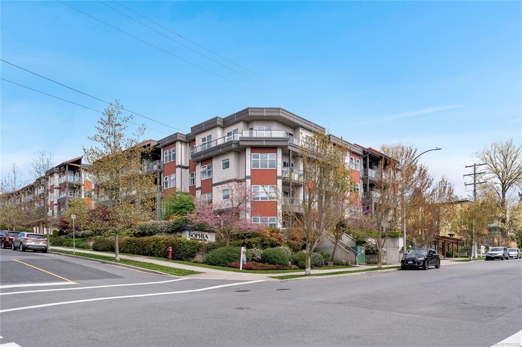 Second View of 1000 Inverness Rd, Sophia Residences, Saanich, BC, V8X 2S1