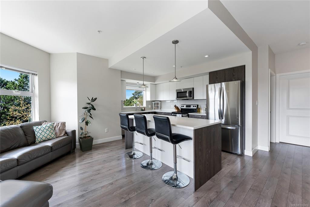 Third View of 1000 Inverness Rd, Sophia Residences, Saanich, BC, V8X 2S1