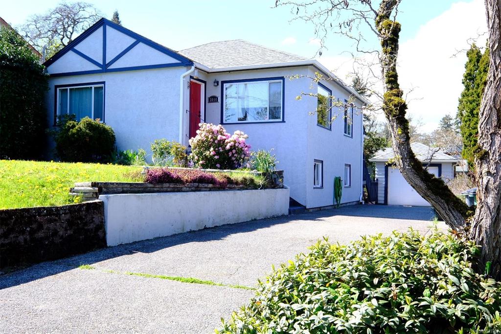 3044 Austin Ave, 1033361, BC,