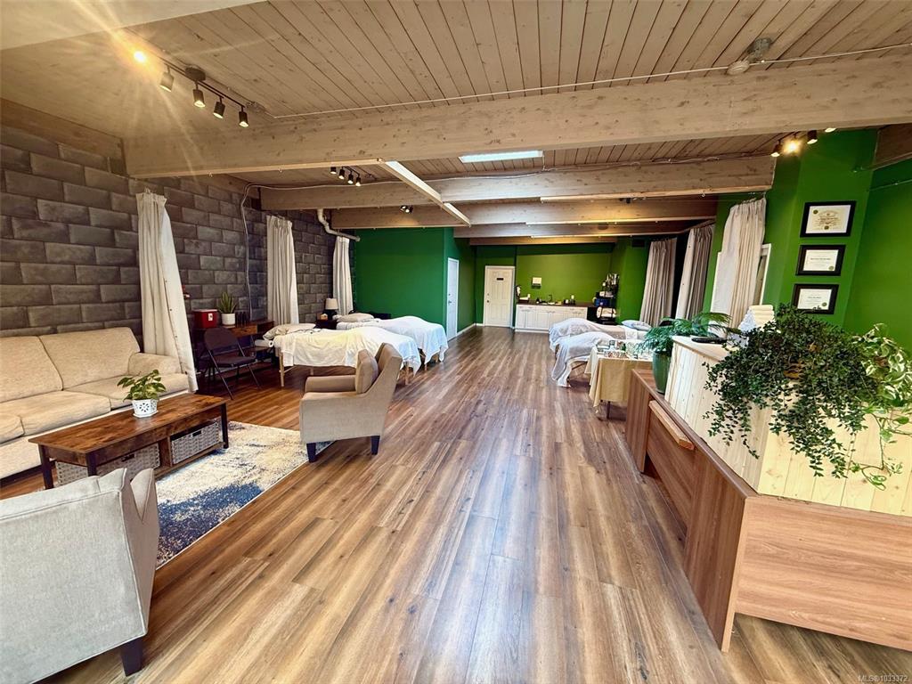 Second View of 531 Yates St, Victoria, BC, V8W 1K7