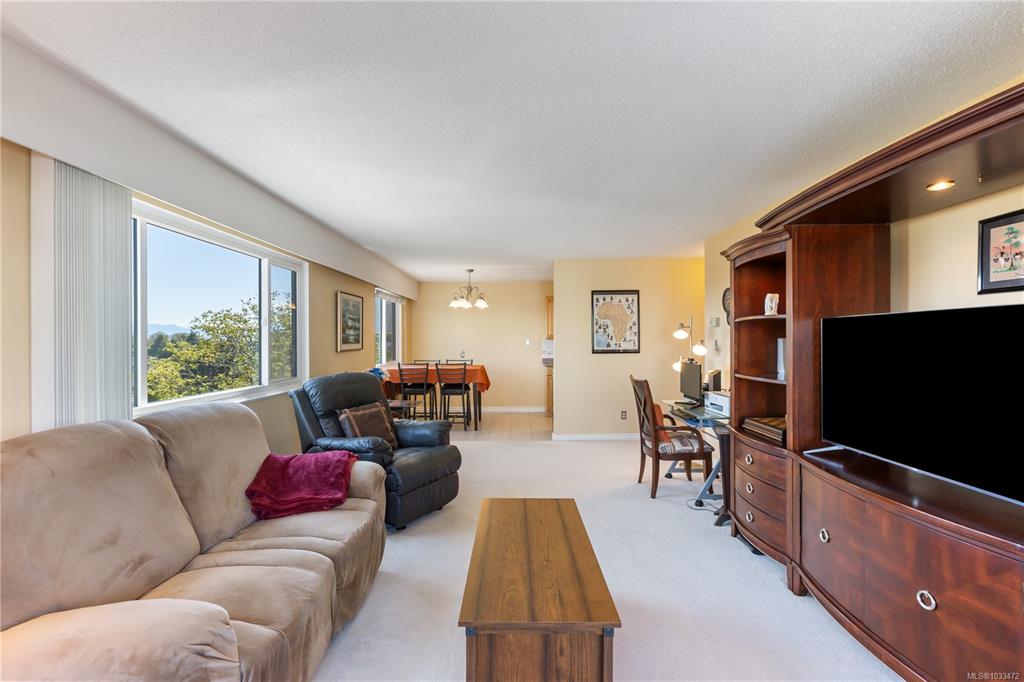 Fourth View of 929 Esquimalt Rd, Esquimalt, BC, V9A 3M7