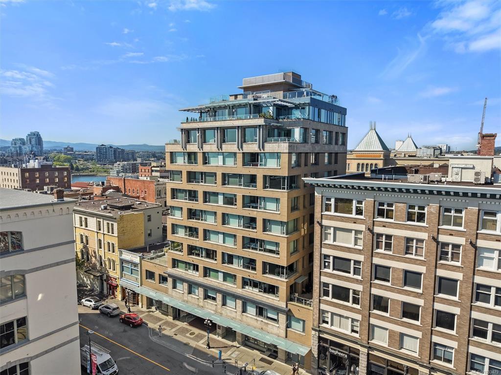 Third View of 608 Broughton St, The Sovereign, Victoria, BC, V8W 1C7