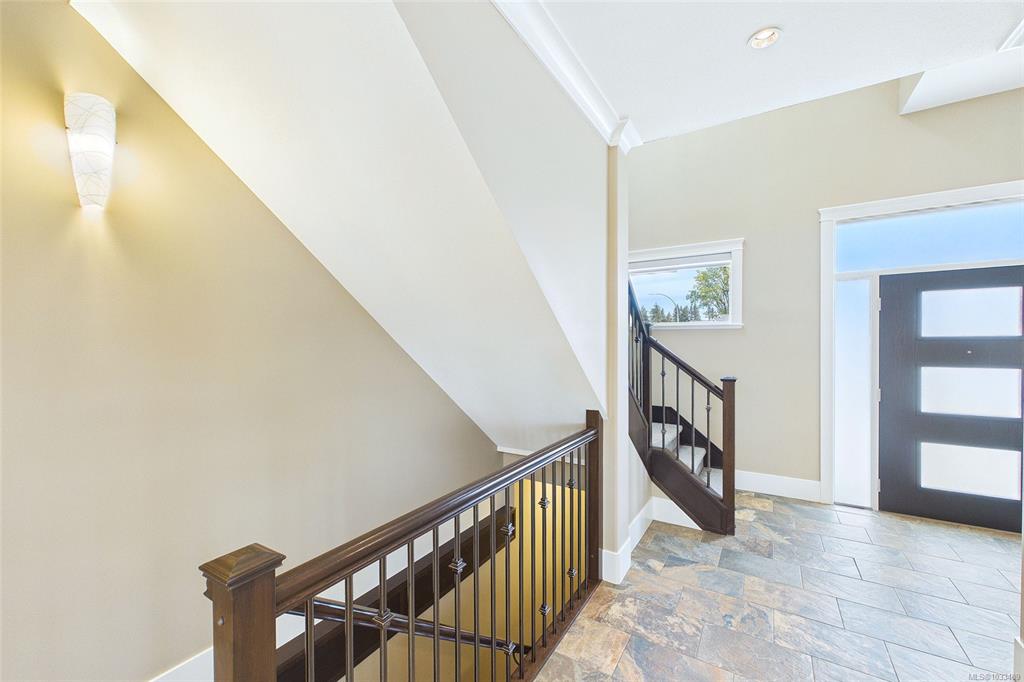 Fifth View of 5751 Linyard Rd, Nanaimo, BC, V9T 0K2
