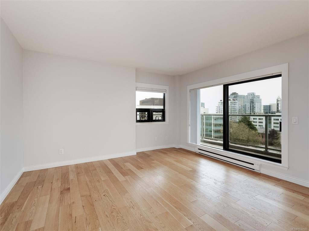 Third View of 770 Cormorant St, Denby Place, Victoria, BC, V8W 3J3