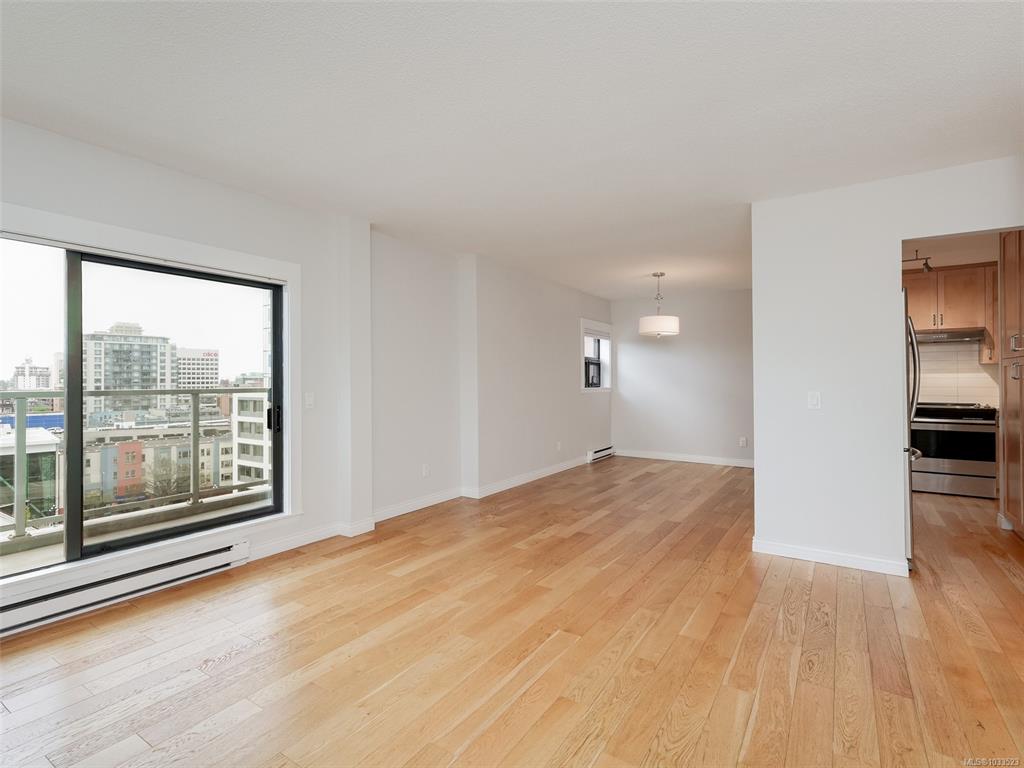 Fourth View of 770 Cormorant St, Denby Place, Victoria, BC, V8W 3J3