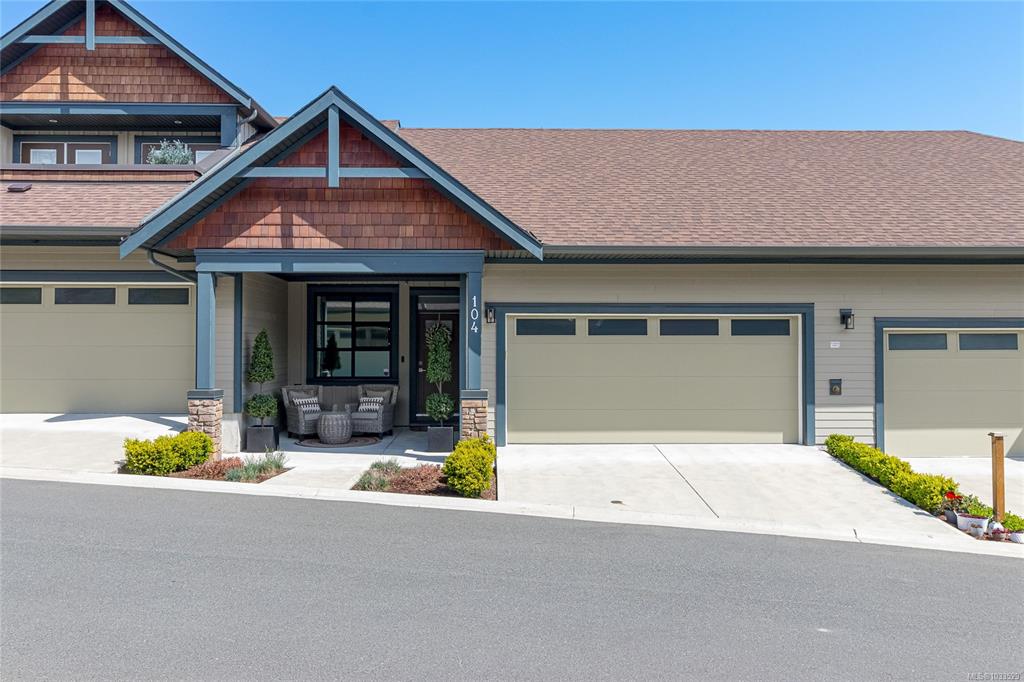 467 Royal Bay Dr, 1033529, BC,