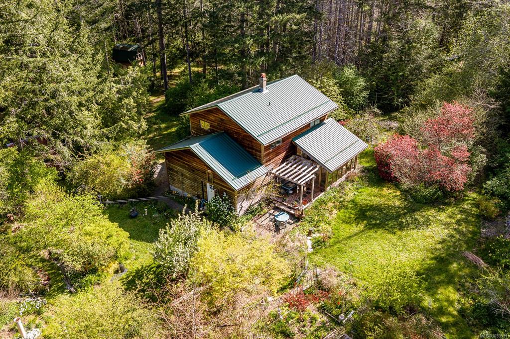 875 Carmichael Rd, 1033531, BC,