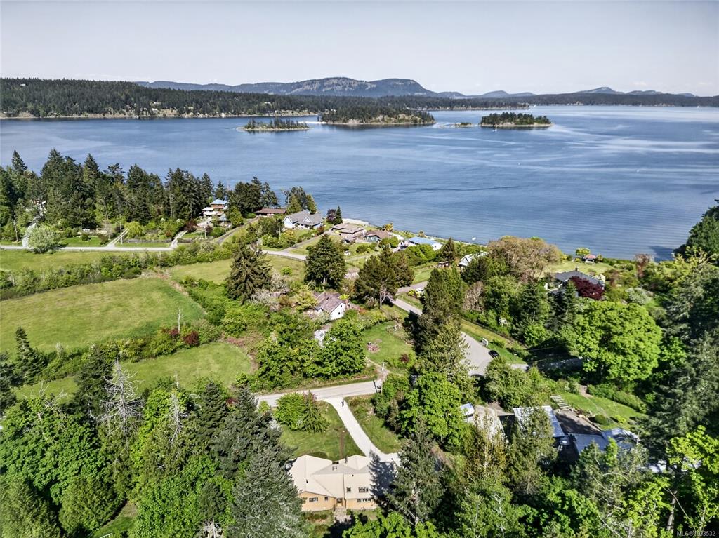 Fifth View of 251 Price Rd, Salt Spring, BC, V8K 2E9