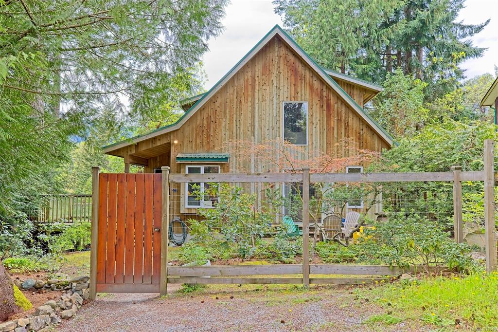 110 Village Terr, 1033546, BC,