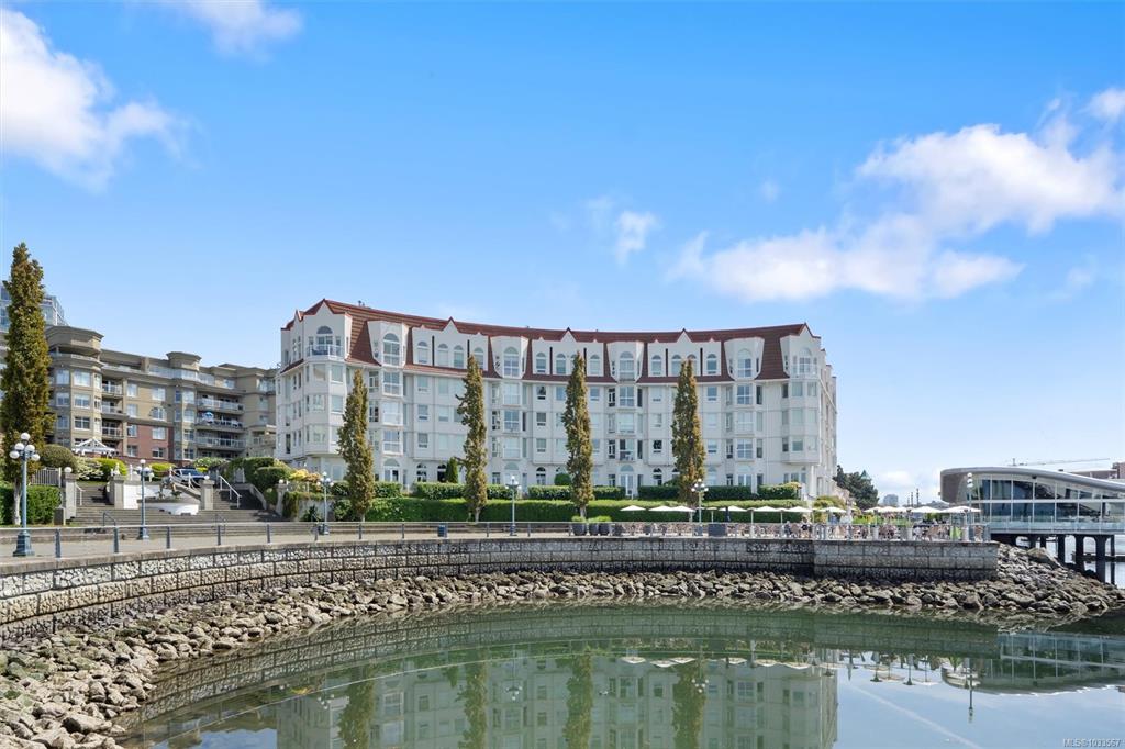 10 Paul Kane Pl, 1033567, BC,