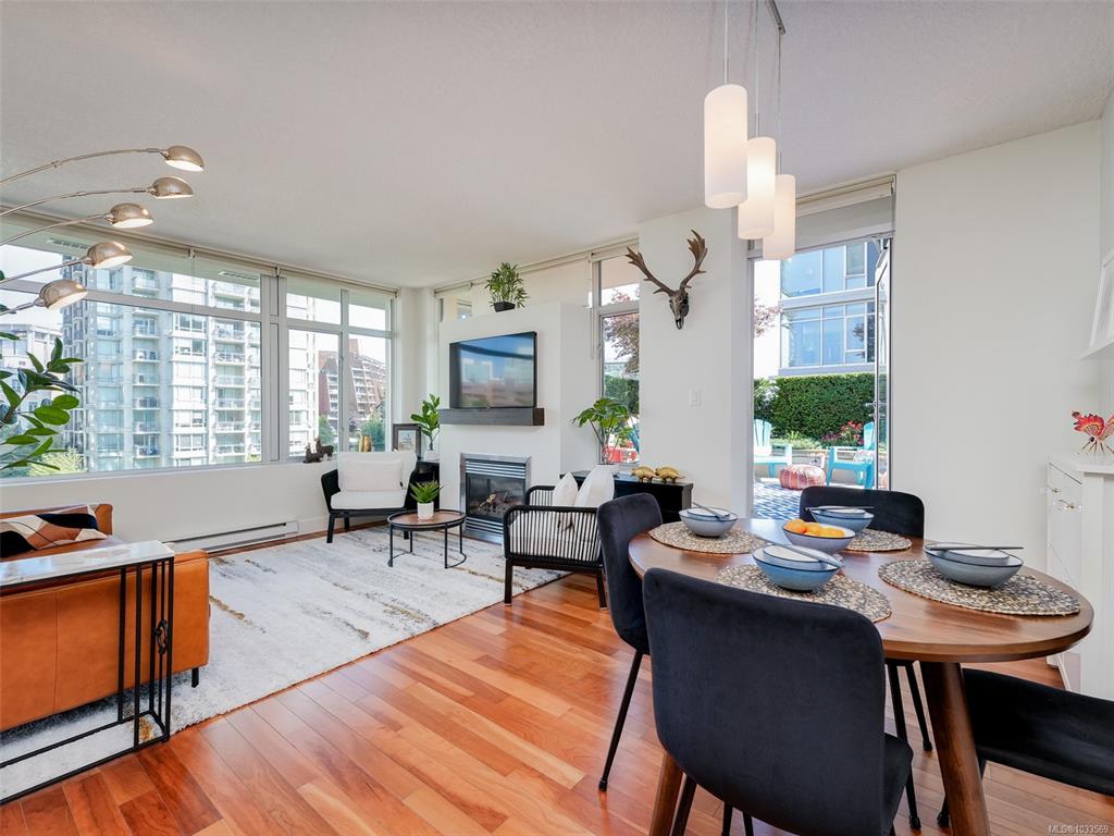 Fourth View of 737 Humboldt St, Aria, Victoria, BC, V8W 1B1