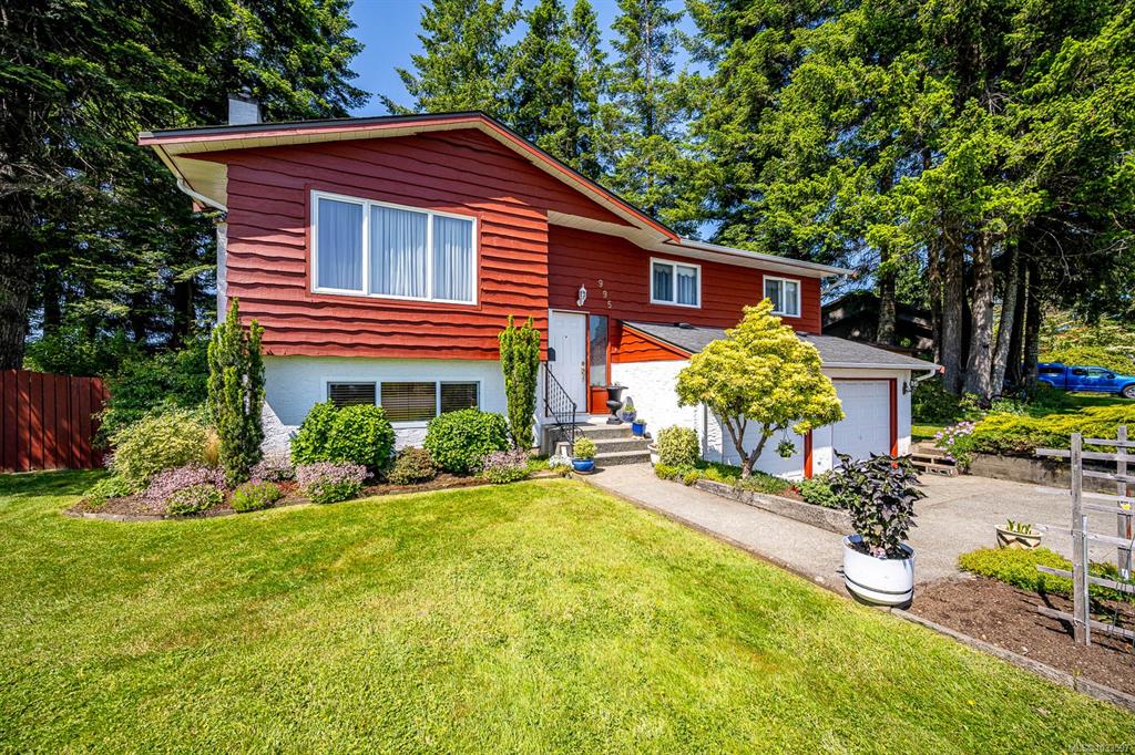 995 Mantle Dr, 1033597, BC,