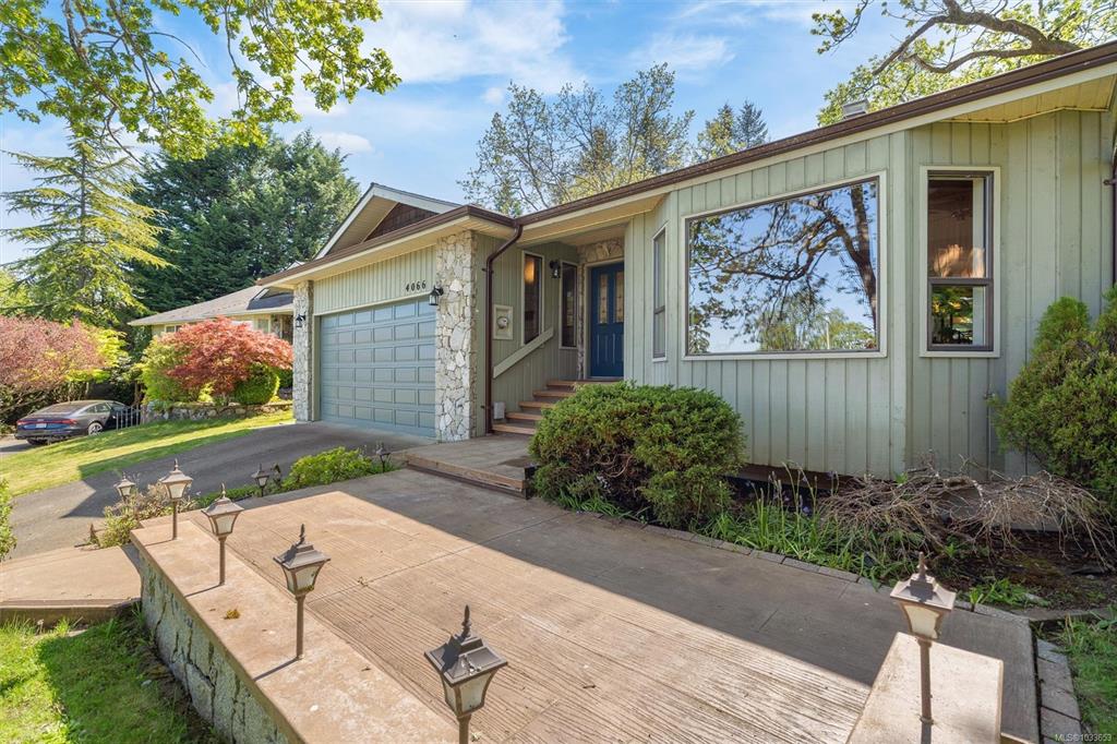 Third View of 4066 Nicholson Crt, Saanich, BC, V8Z 4S2