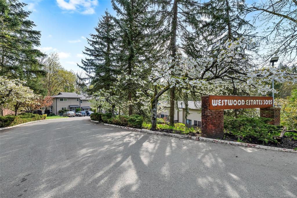 3025 Cowichan Lake Rd, 1033663, BC,