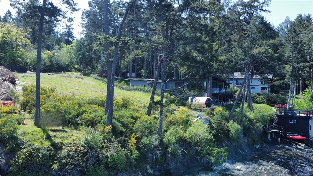 Fourth View of 760 Lands End Rd, North Saanich, BC, V8L 5K9