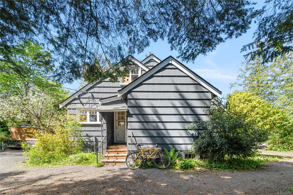 Fourth View of 2895 Murray Dr, Saanich, BC, V9A 2S6