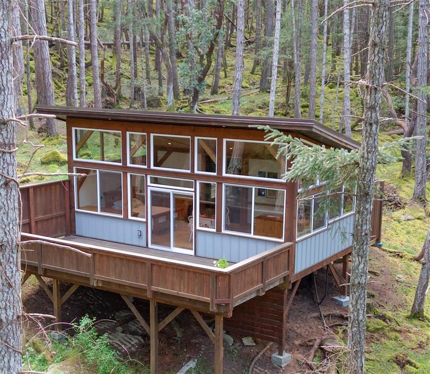 153 Sockeye Dr, 1033676, BC,