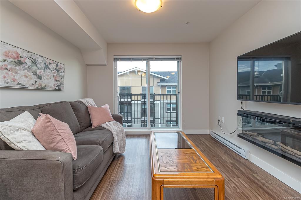 Third View of 917 Avrill Rd, Cherish, Langford, BC, V9B 0T2