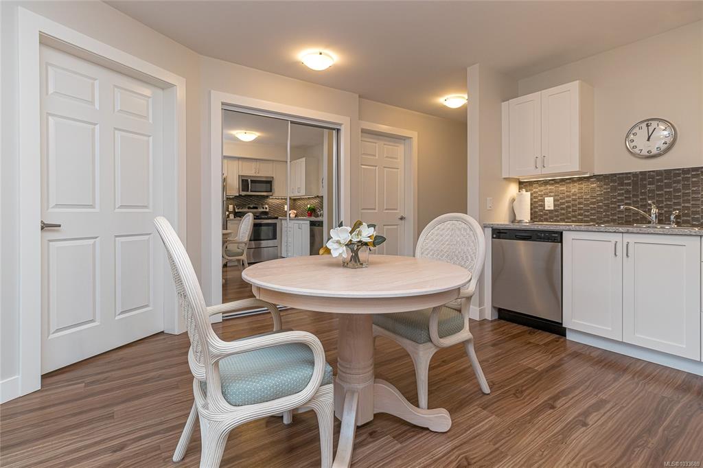 Fifth View of 917 Avrill Rd, Cherish, Langford, BC, V9B 0T2