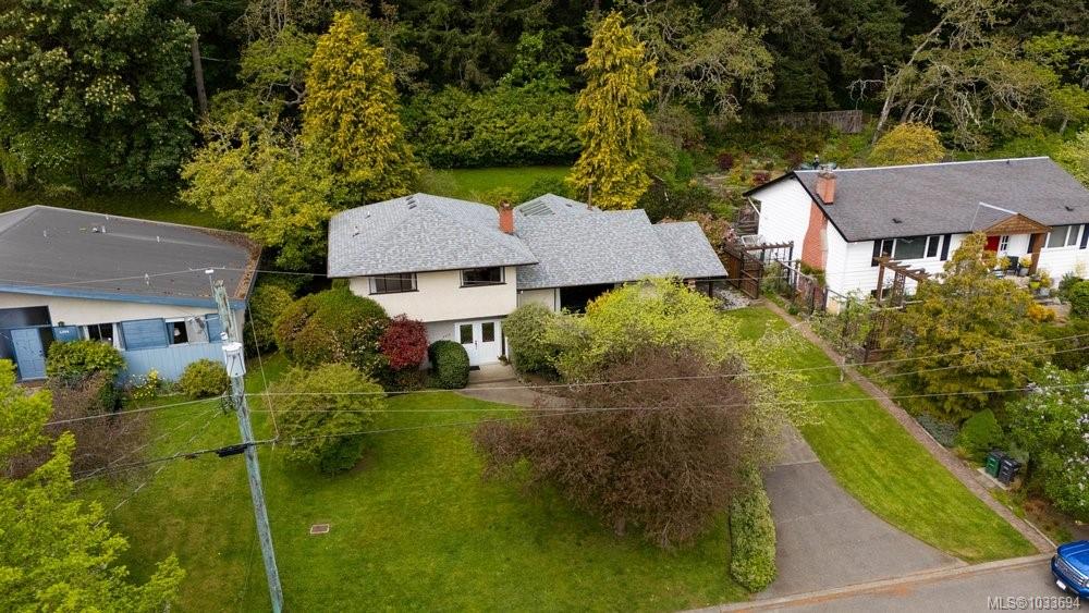 Fourth View of 4312 Parkside Cres, Saanich, BC, V8N 2C3